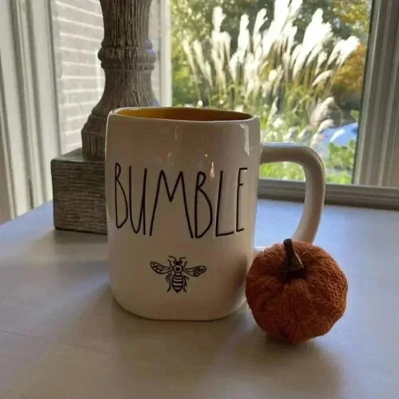 Rae Dunn Bumble ceramic mug 🐝 - Picture 6 of 8